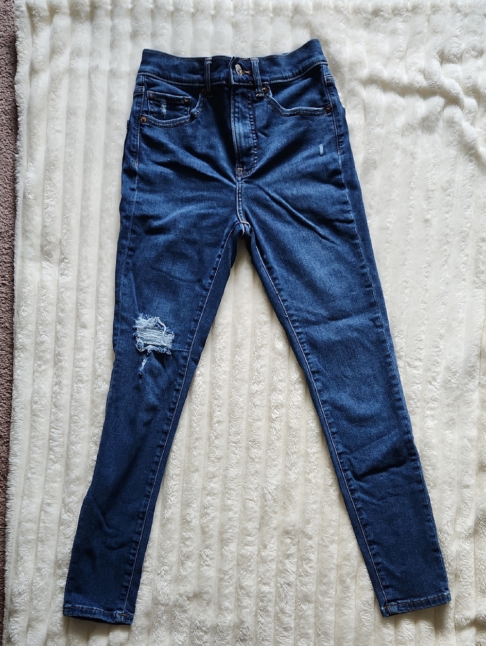 Women's Express Dark Blue Skinny High-Rise Jeans with Distressed Knee